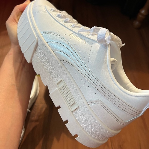 Puma platform sneakers. Size 8.5 - Picture 4 of 11